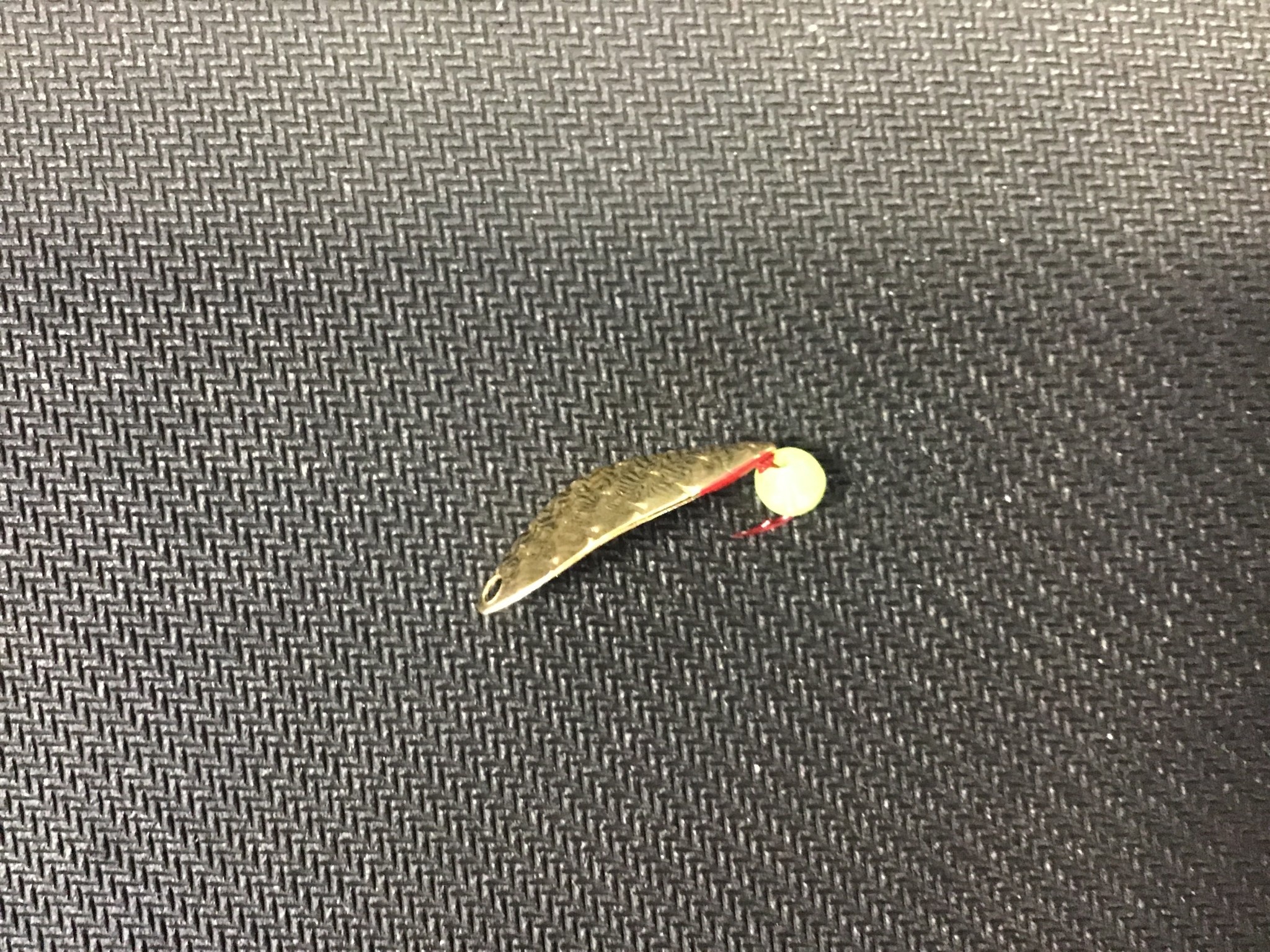 Diamond Willow Diamond Willow (G) Chartreuse Glow