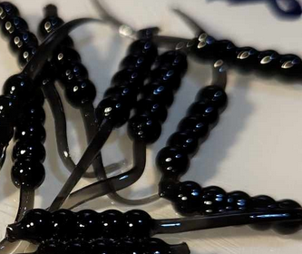 Thump'Em Wax Wiggler 1.35" Black 20 Pack/