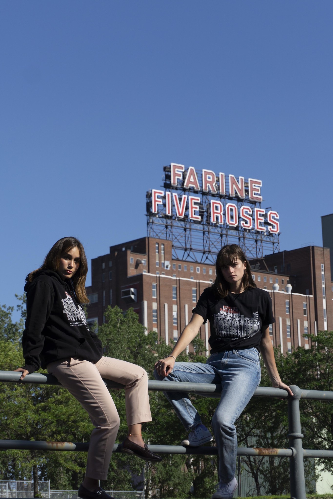 Arkiteektur Five Roses T-shirt