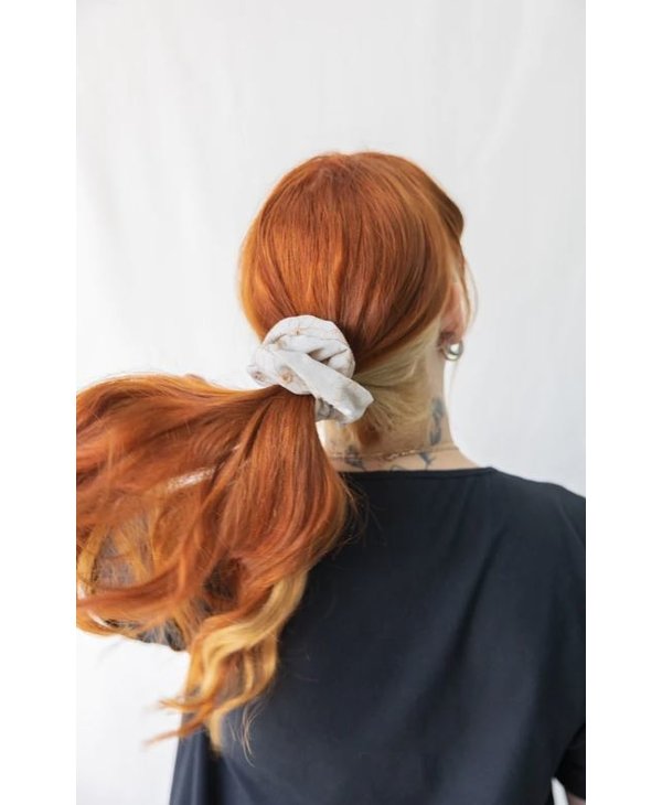 Gibou Embroidered flower scrunchie
