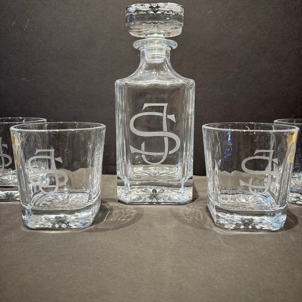 Personalized Decanter - Square 750ml - 4 glasses/11oz - Gift Box
