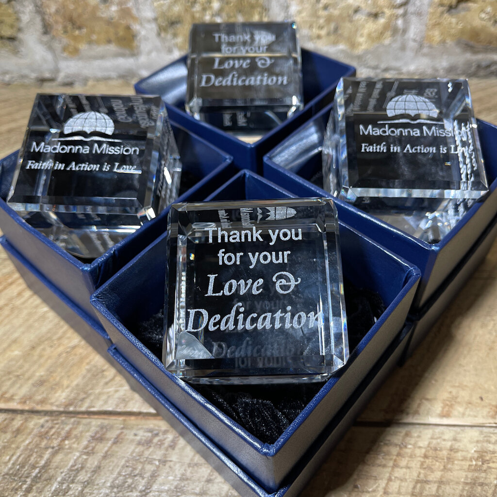 Personalized Crystal 3" Cube - Corner