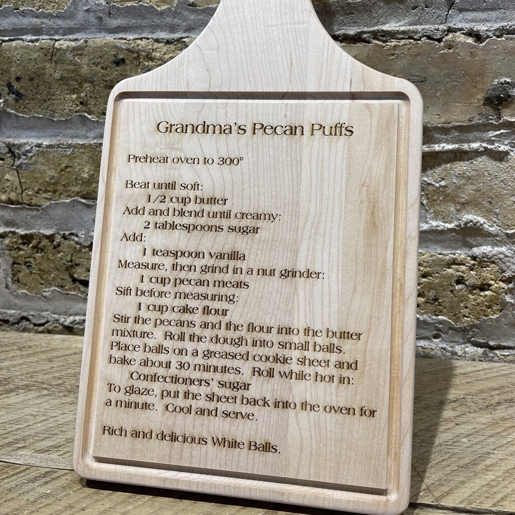 Personalized Cutting Board - Maple - Paddle Shaped w/Drip - 13.5 x 7"