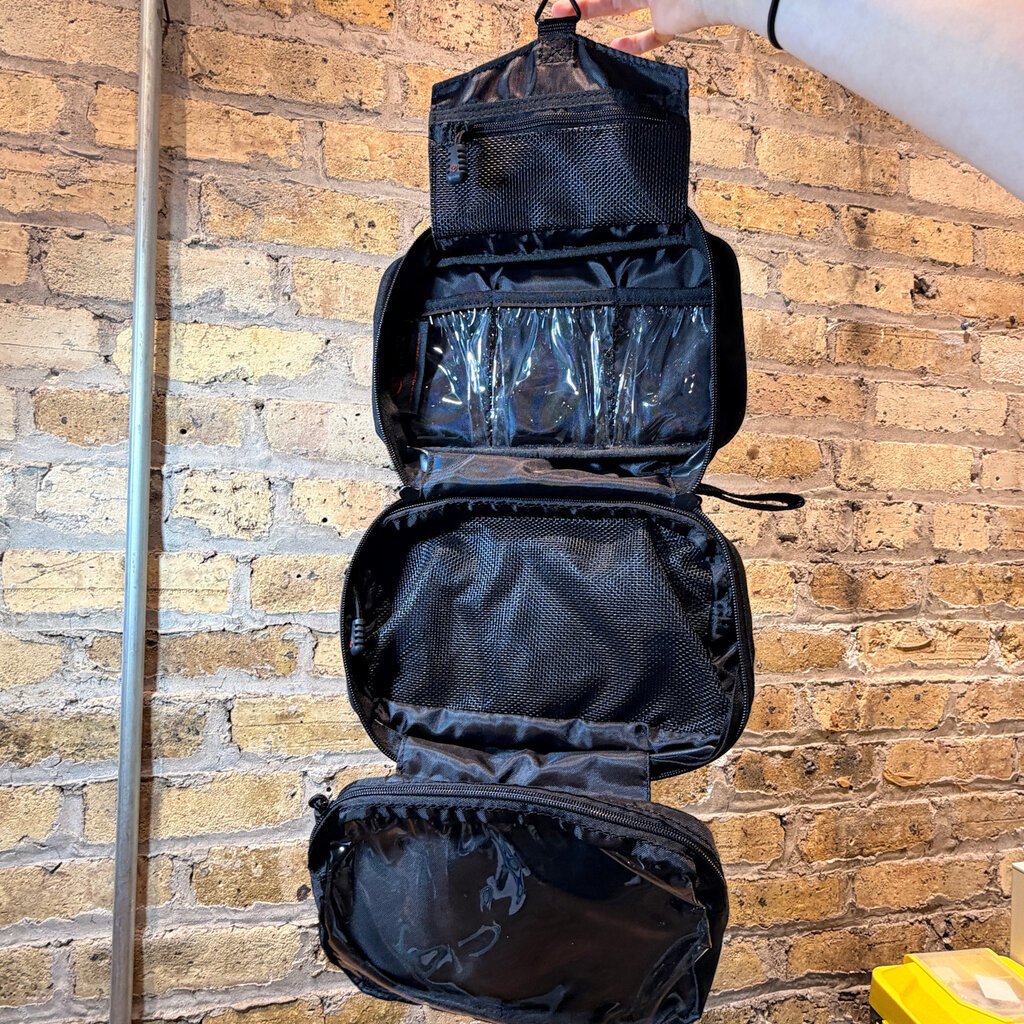 Toiletry Bag - Concho - Hanging -