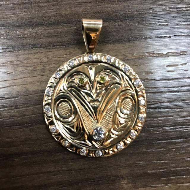raven pendant