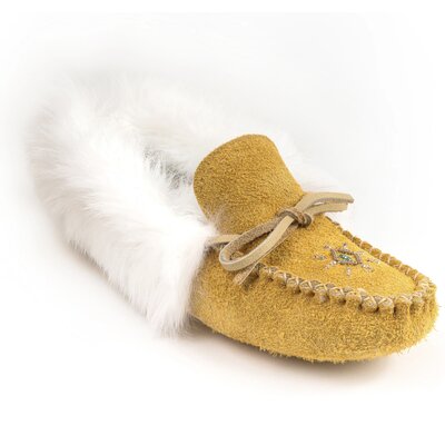 Ladies Moosehide Moccasins with White Fur Trim