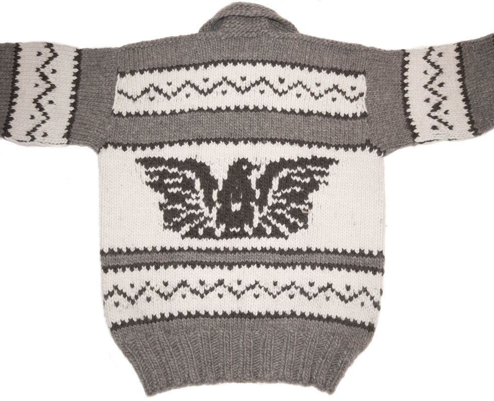 M/ L Cowichan Sweater Thunderbird