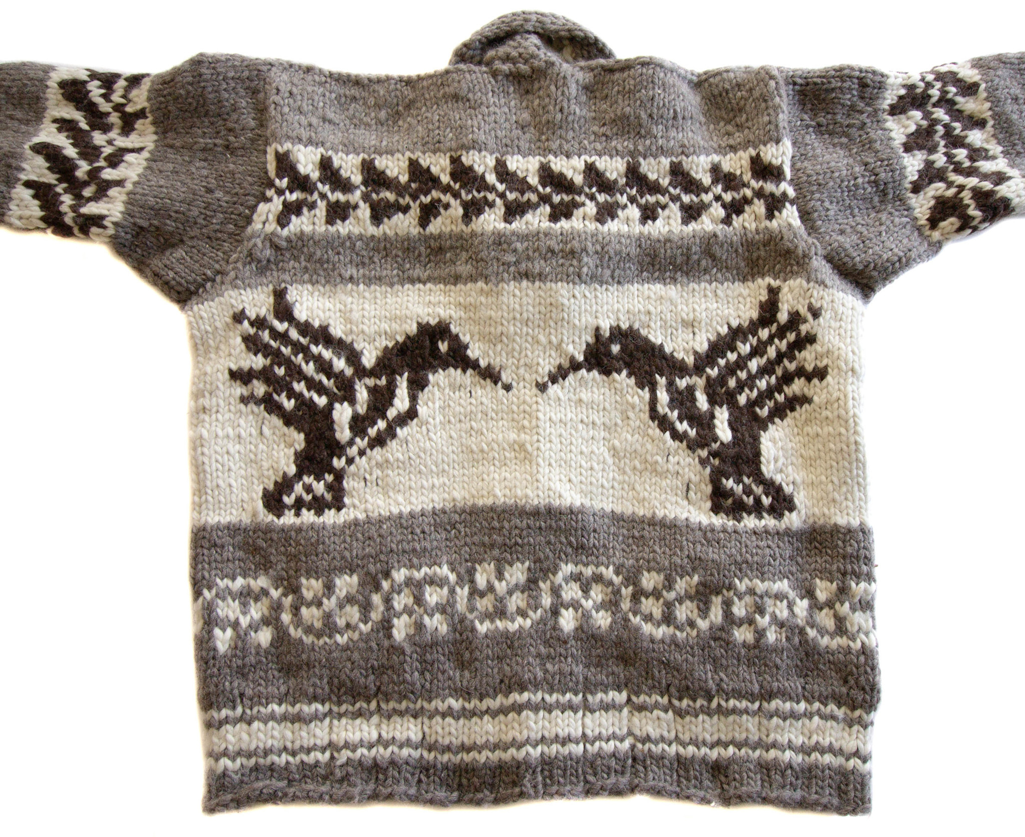 L /XL Cowichan Sweater Hummingbird Design