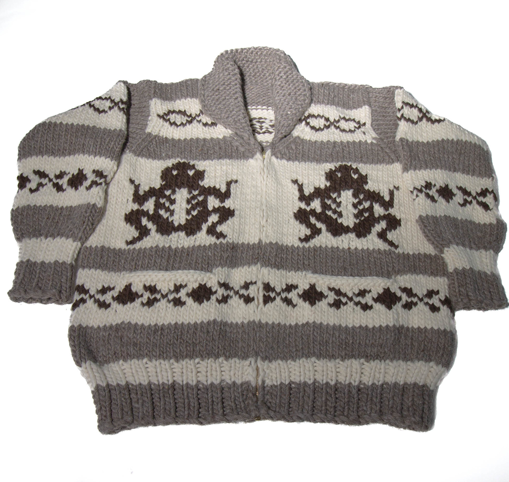 Cowichan Sweater XXL with Frog Design