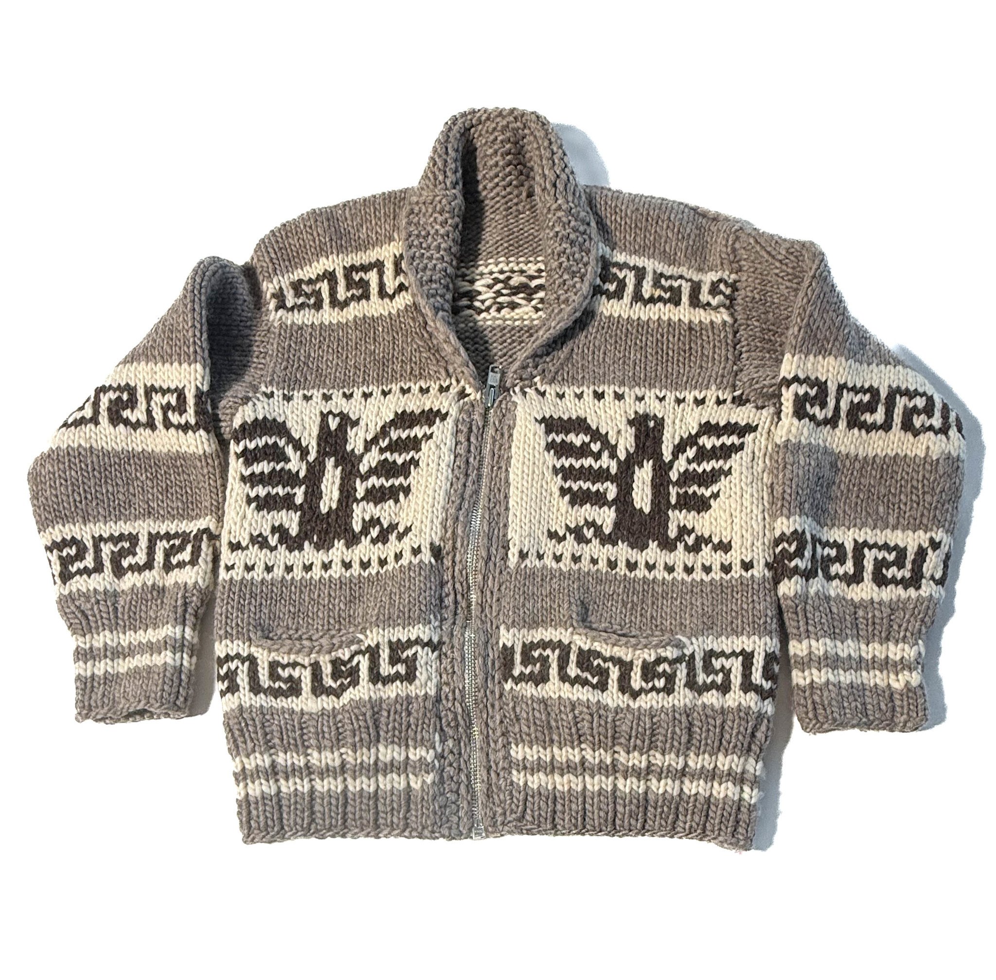 Cowichan Sweater M/ S Thunderbird Design