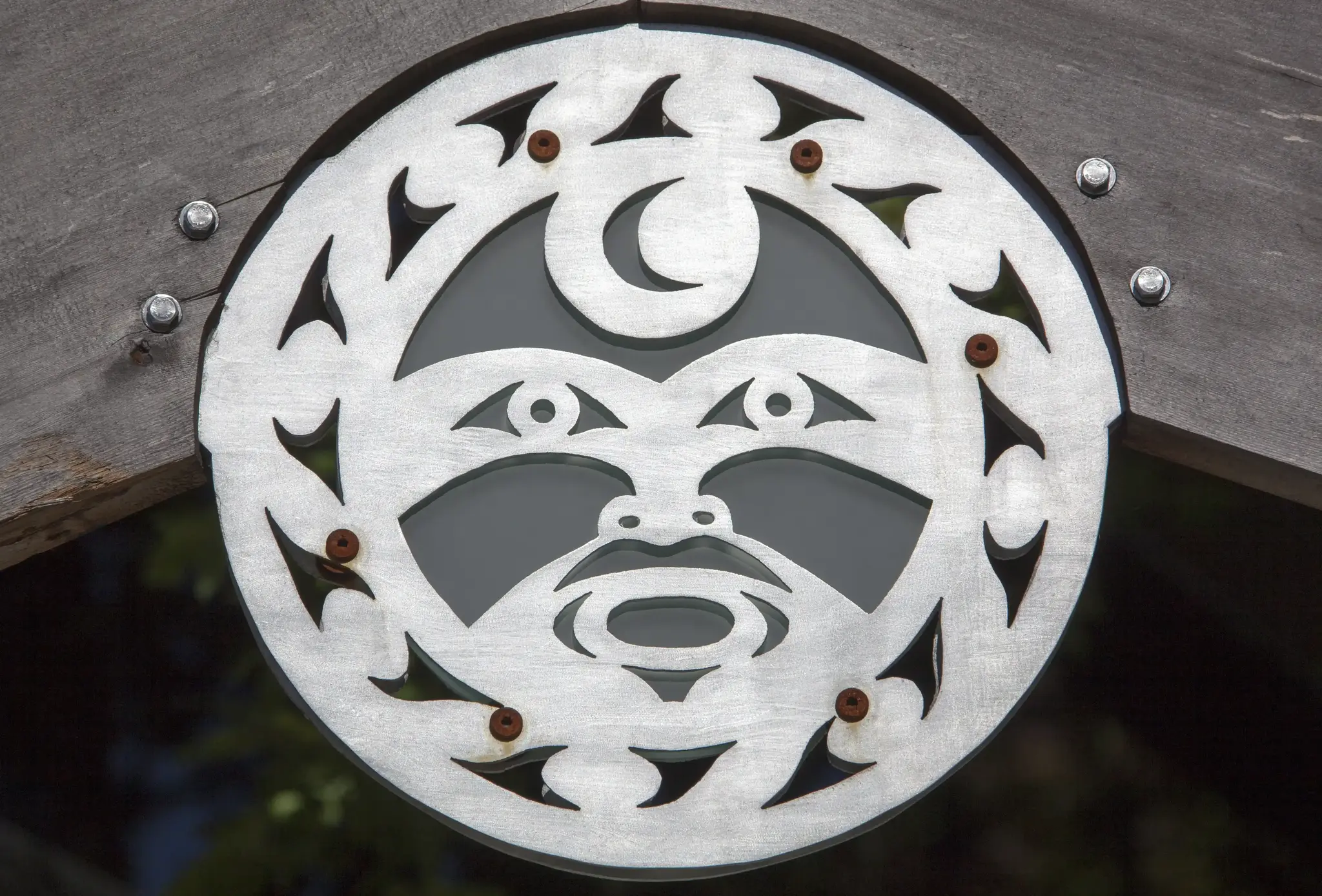 The Role of Formline Design in Northwest Coast Carving: Understanding the Visual Language