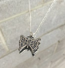 AG2121a Small Butterflly Necklace