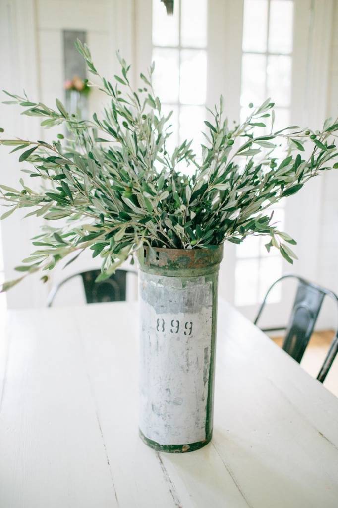 Tips & Tricks to freshen up your home this Spring