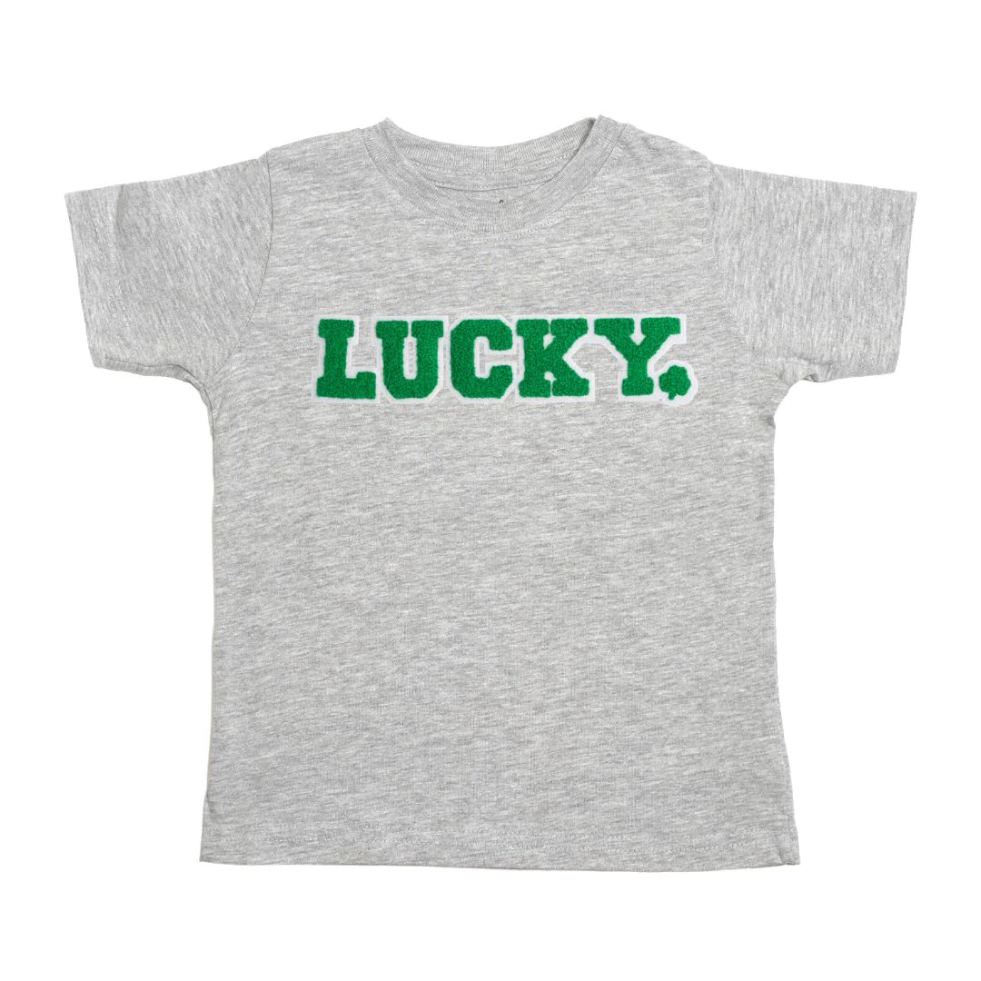 Sweet Wink Lucky Boy Patch St. Patrick's Day Short Sleeve T-Shirt Gray