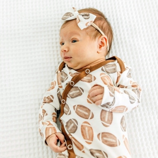 Copper Pearl NEWBORN KNOTTED GOWN - BLITZ