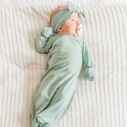Copper Pearl NEWBORN KNOTTED GOWN - BRIAR