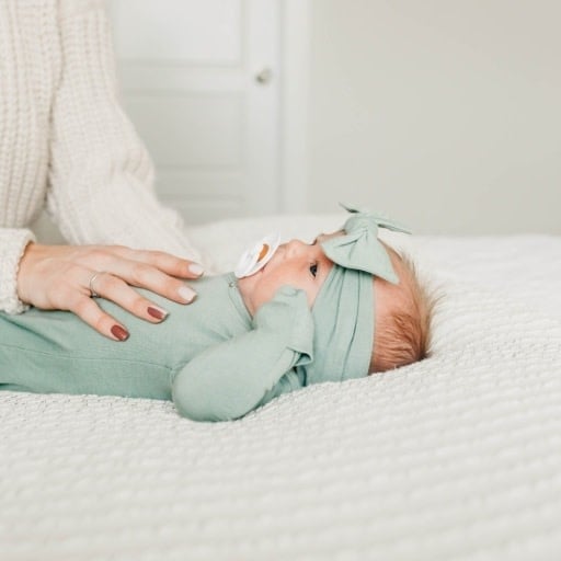 Copper Pearl NEWBORN KNOTTED GOWN - BRIAR