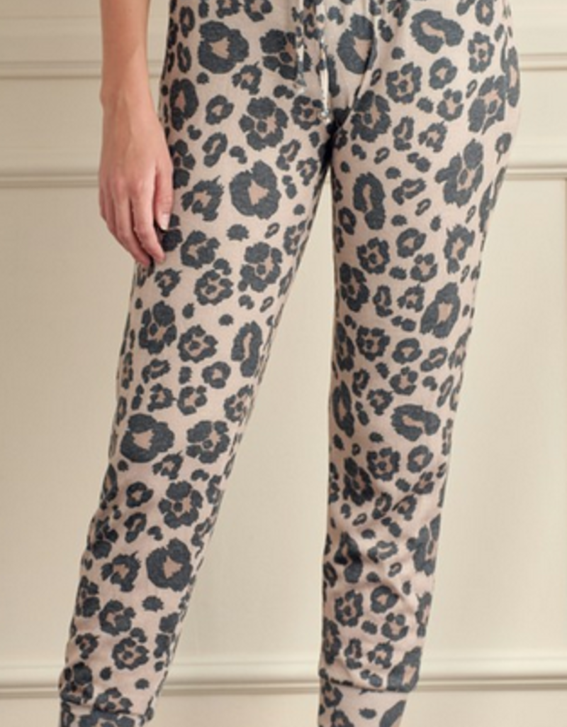 Yelete Leopard Joggers w Pockets - Yelete