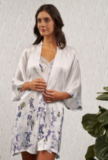 Samantha Chang Silk Kimono Mid-Length White Spring Blossoms O/S