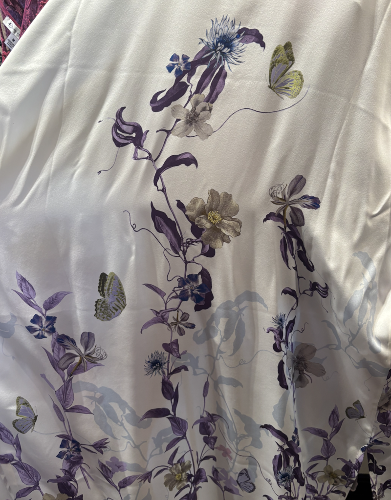 Samantha Chang Silk Kimono Mid-Length White Spring Blossoms O/S