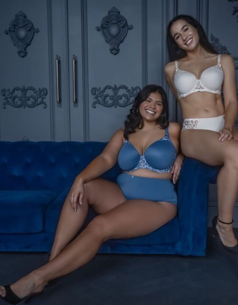 Fit Fully Yours Ella Molded Cup