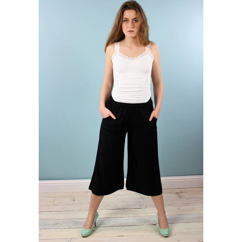 Sarah Bibb Gemma Cropped Palazzo Pants- Black Sarah Bibb Gemma Cropped Palazzo Pants- Black