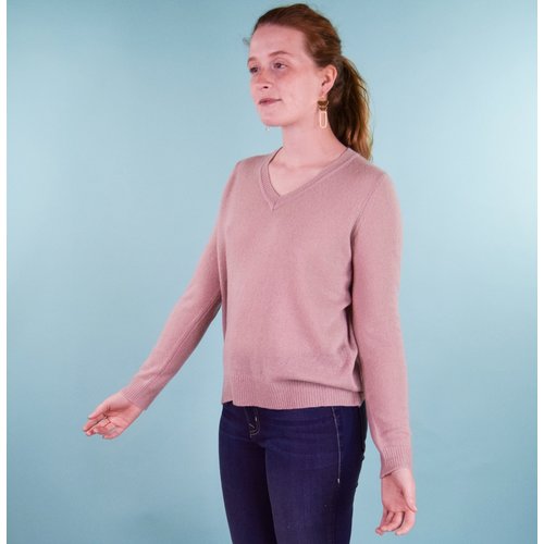 Oats Kena V-neck Cashmere Sweater - Blush Oats Kena V-neck Cashmere Sweater - Blush