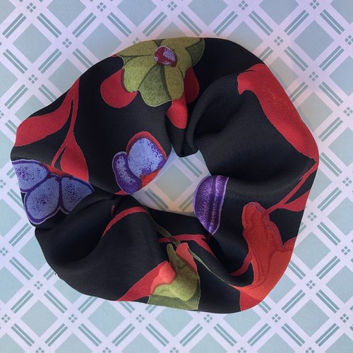 Sarah Bibb Scrunchie - Tuli Sarah Bibb Scrunchie - Tuli