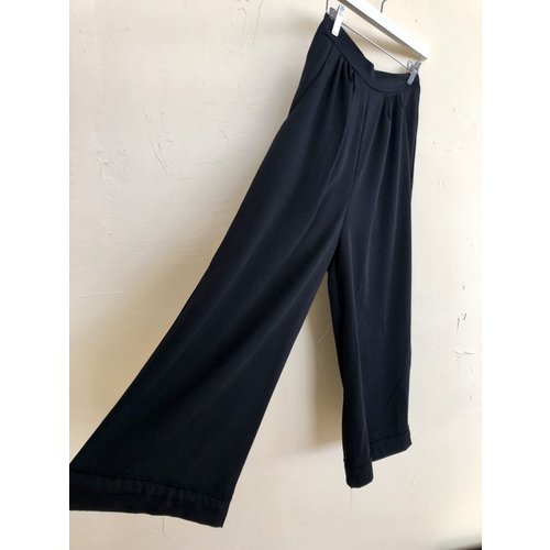 Sarah Bibb Miranda Cropped Pants - Black Sarah Bibb Miranda Cropped Pants - Black