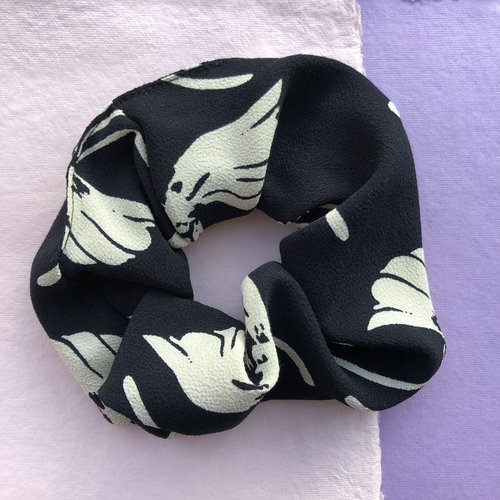 Sarah Bibb Scrunchie - Bow Sarah Bibb Scrunchie - Bow