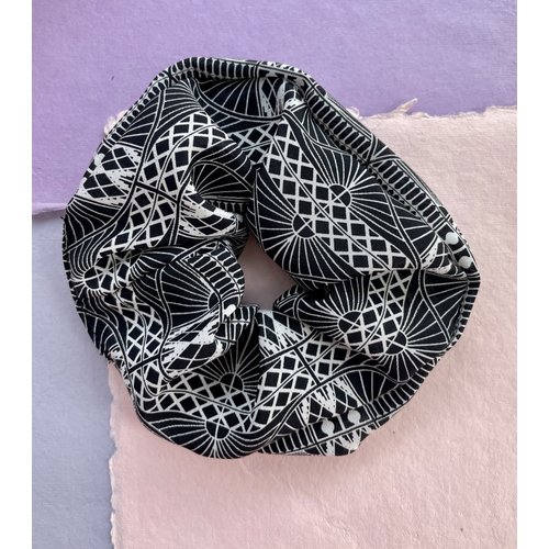 Sarah Bibb Scrunchie - Palladium Sarah Bibb Scrunchie - Palladium