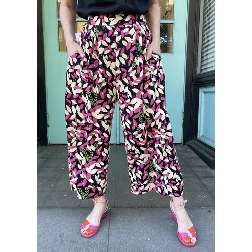 Sarah Bibb Miranda Cropped Pants - Barcelona Sarah Bibb Miranda Cropped Pants - Barcelona