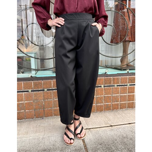 Sarah Bibb Davis Pants - Black Sarah Bibb Davis Pants - Black