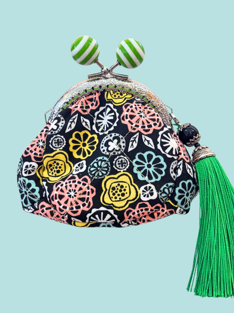 Busy Mushroom Go Bag - Black Pin Flower