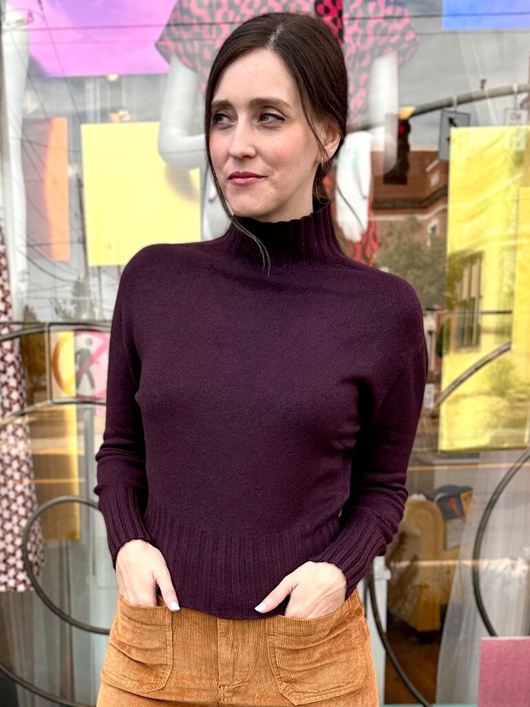 Astrid Mandi Mock - Aubergine