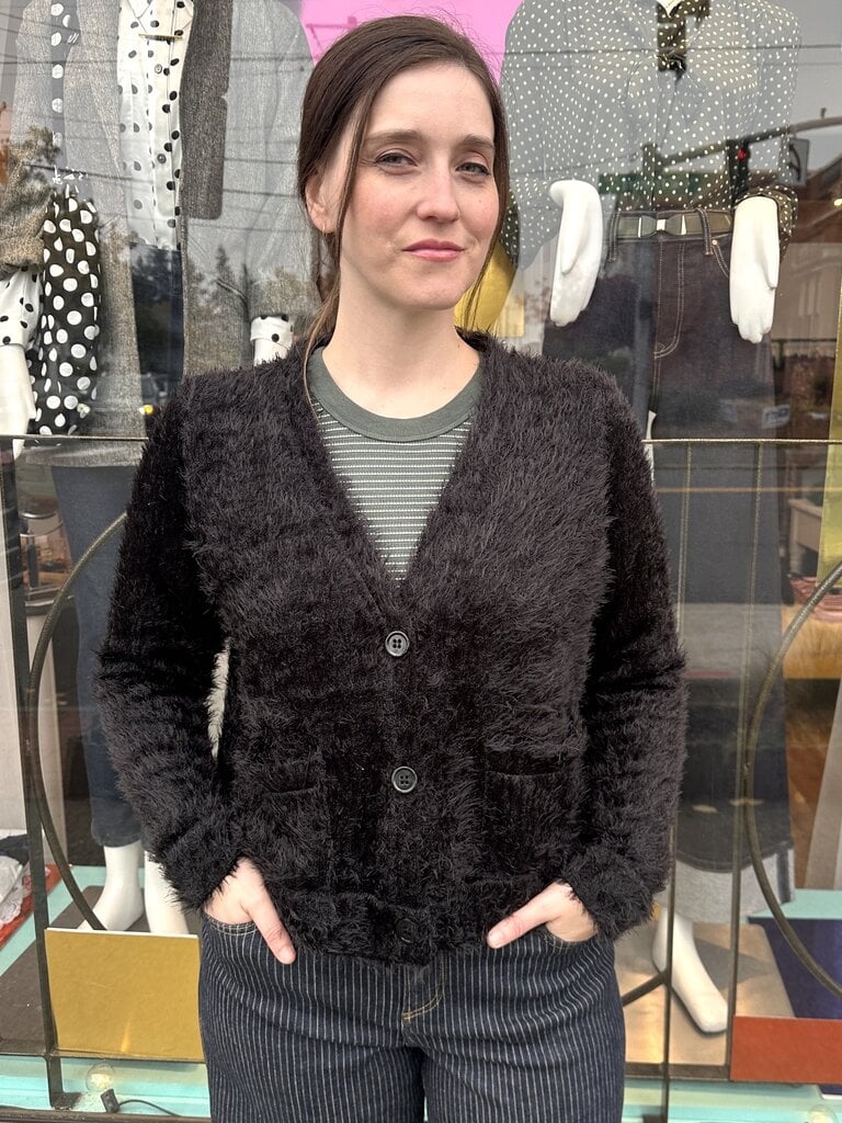 Cameo Fuzzy Cardi - Black
