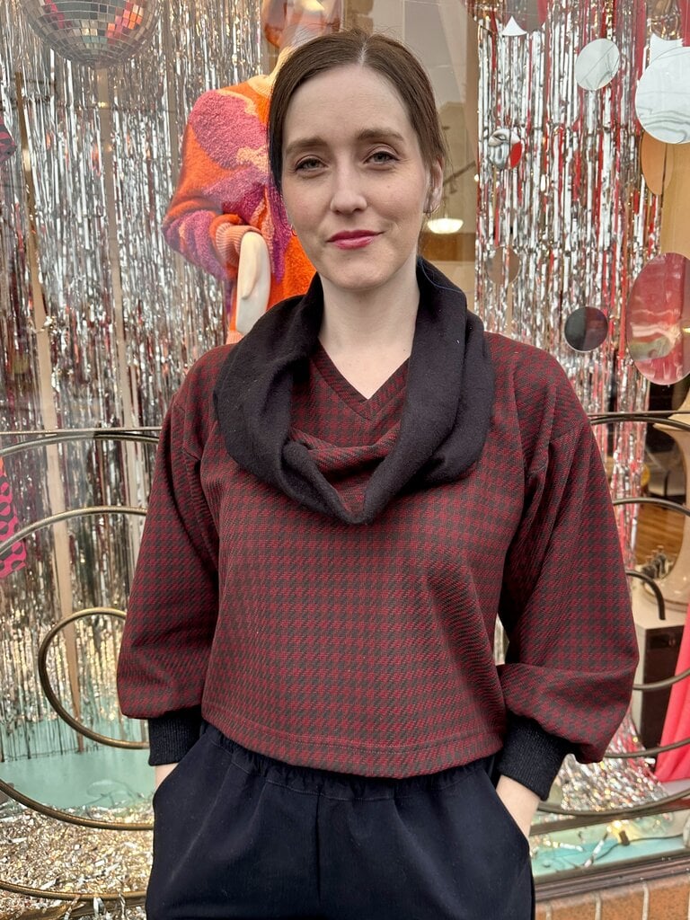 Sarah Bibb Single Loop Infinity Scarf -Houndy/Cozy Black