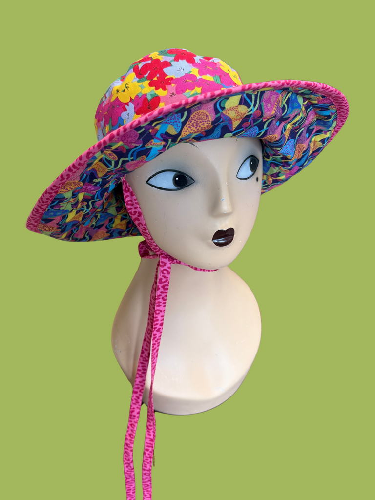 Busy Mushroom Reversible Sun Hat - Pansy/Shroom