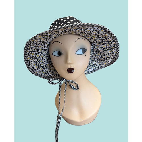 Busy Mushroom Reversible Sun Hat - Polka Cutie/Daisy