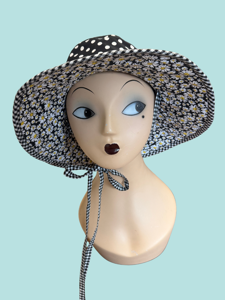 Busy Mushroom Reversible Sun Hat - Polka Cutie/Daisy