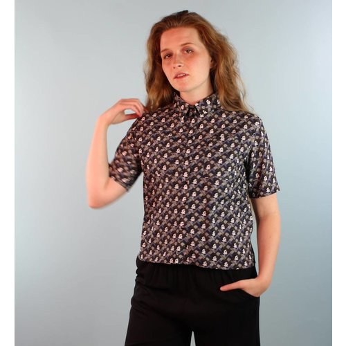 One Imaginary Girl Shelly Blouse - Face-Off One Imaginary Girl Shelly Blouse - Face-Off