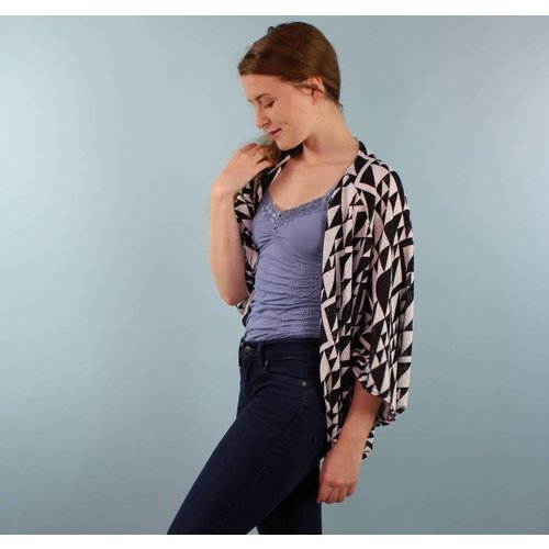 Copper Union CON Stevie Shrug - Triangle Summer Sweater Copper Union CON Stevie Shrug - Triangle Summer Sweater