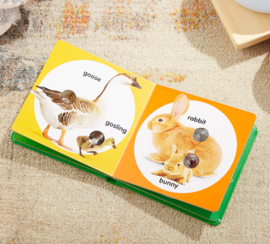 Melissa & Doug Small Poke Dot Farm Animal Families 31353