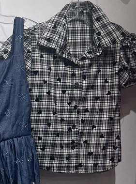 Flowers By Zoe TOP WHITE BLACK HEARTS