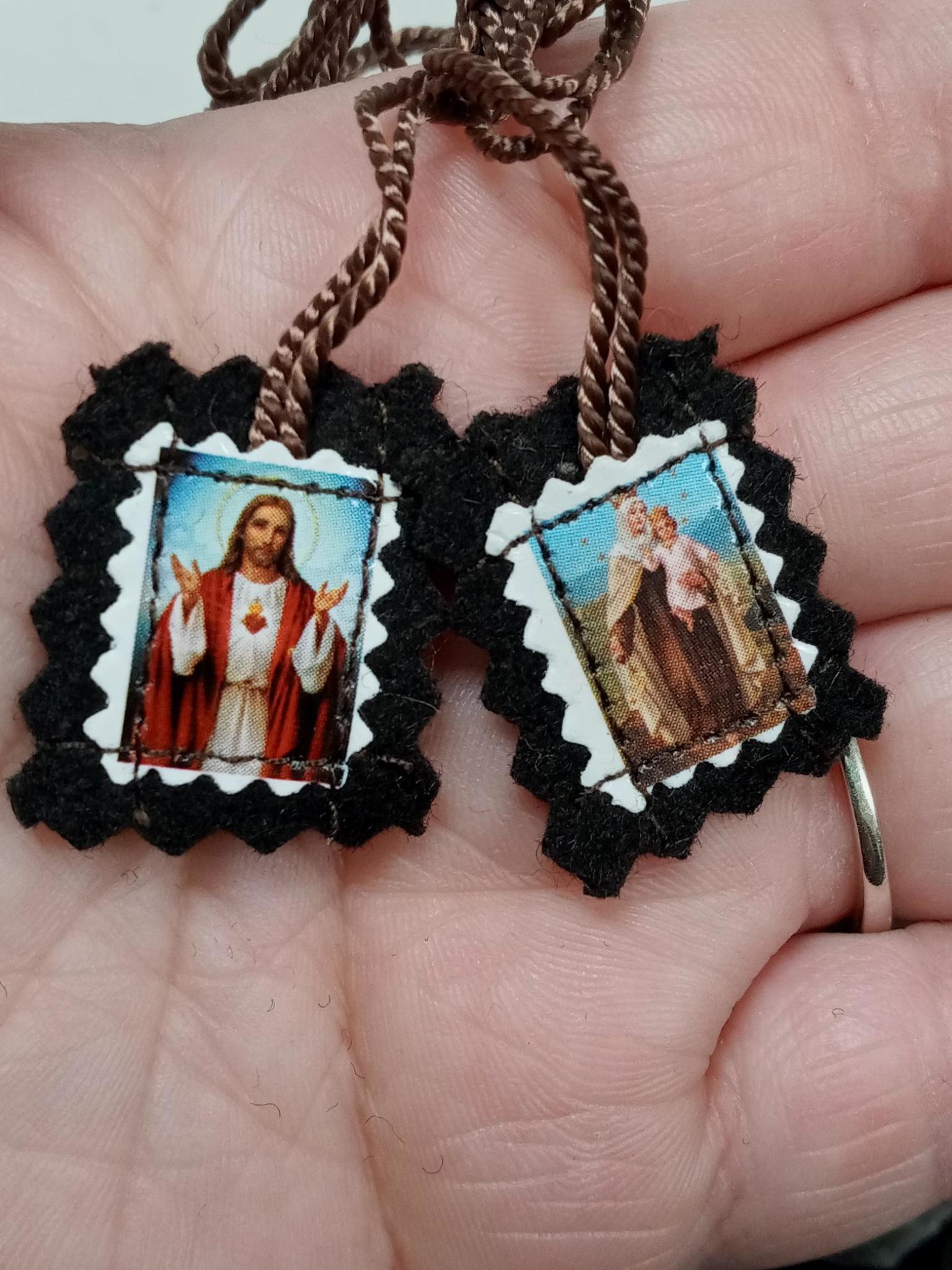 Sacred Heart Our Lady Of Mt Carmel Felt Scapular The Acts Mission Store