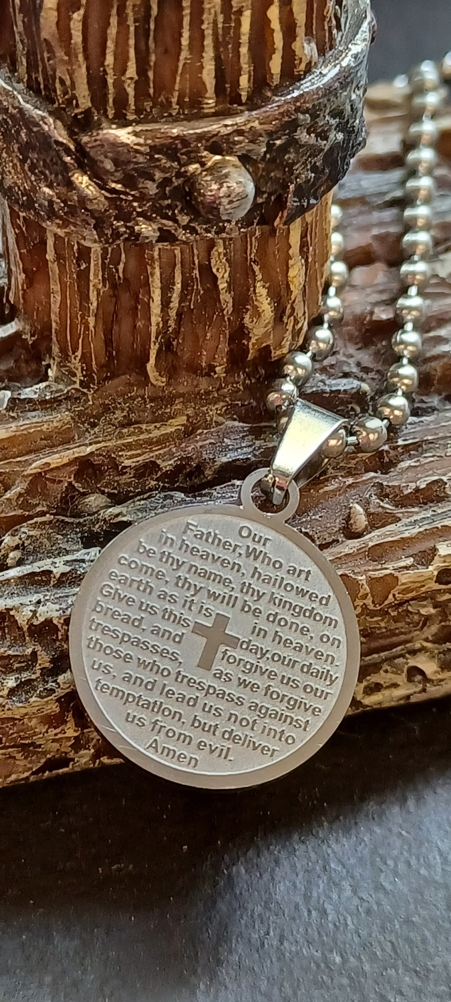 Our Father Round Pendant w/chain