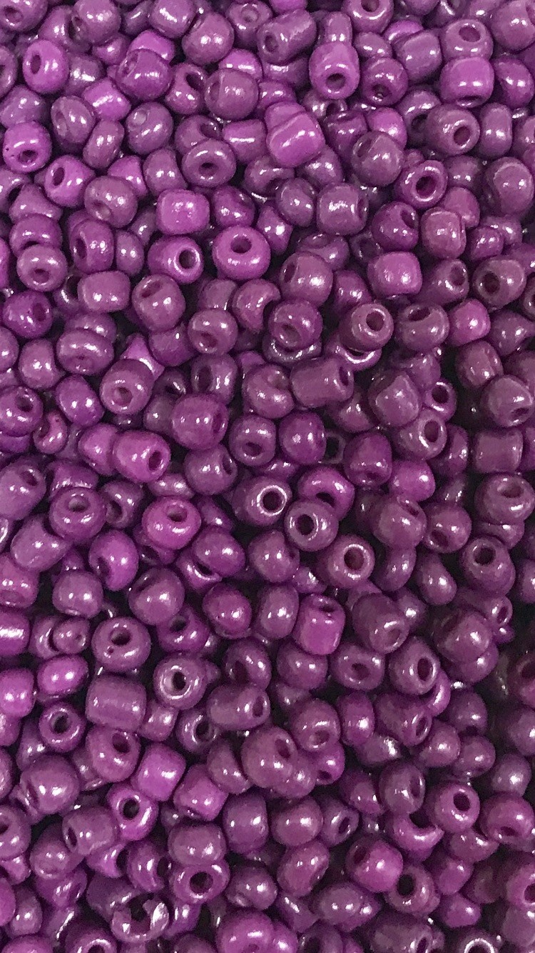 Retreat Seed Bead 4mm