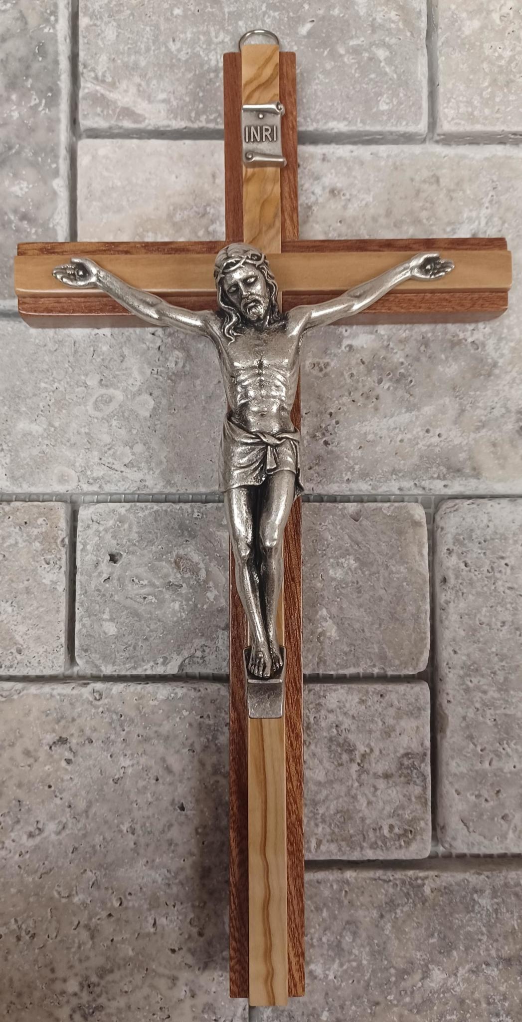10" Mahogany/Olive Wood Crucifix w/Pewter Corpus