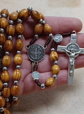 St Benedict Wood Bead Rosary w/metal crucifix