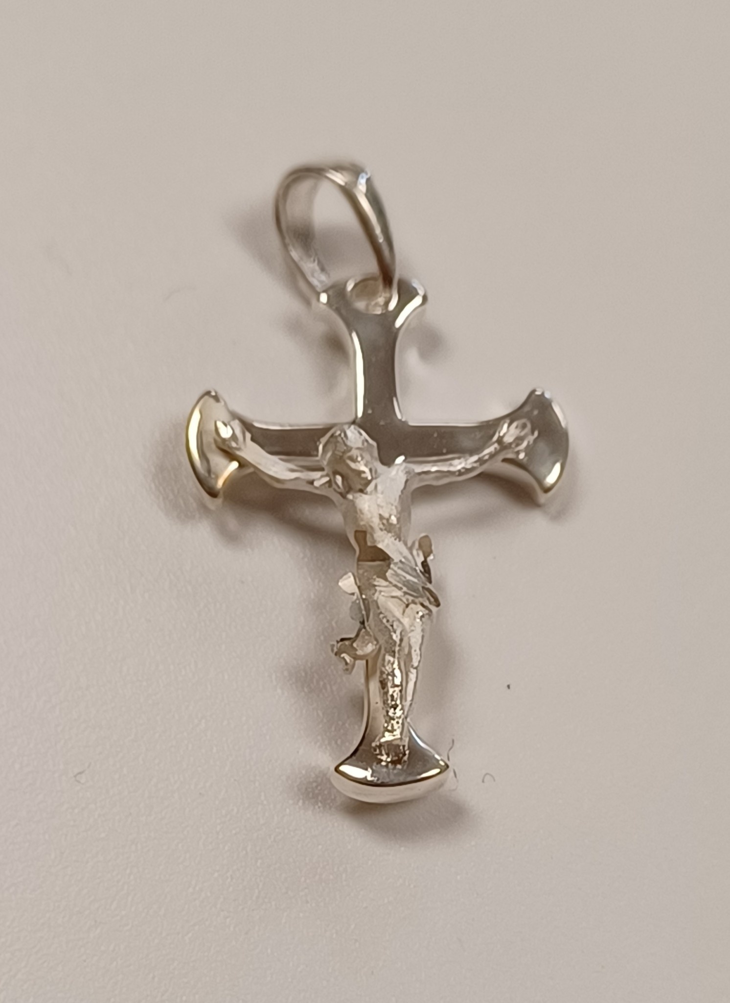 Flared Crucifix Sterling Silver Pendant 3/4"